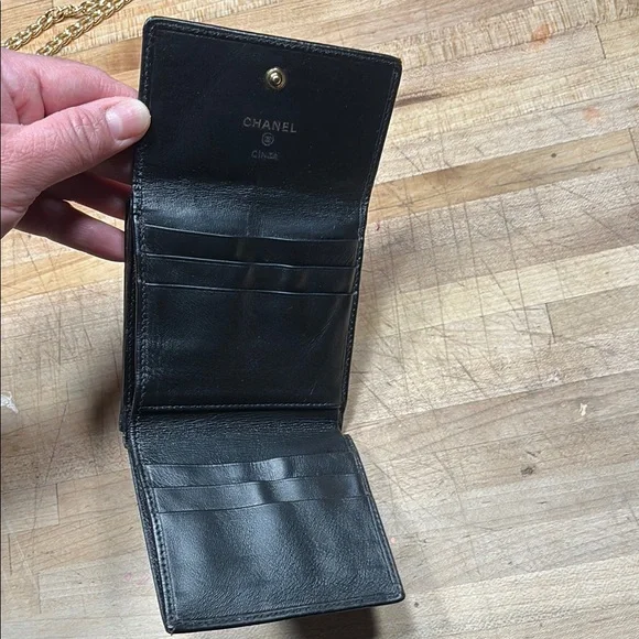 Chanel Black Quilted lambskin double sided snap closure w pink Camellia Enamel - Picture 5 of 8